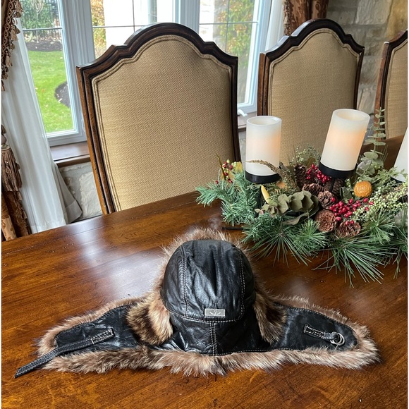 Harricana Fur and Leather Hat…Size M - Picture 8 of 12